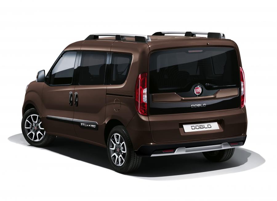  Fiat Doblo Trekking 2015 года  (фото 2 из 3)
